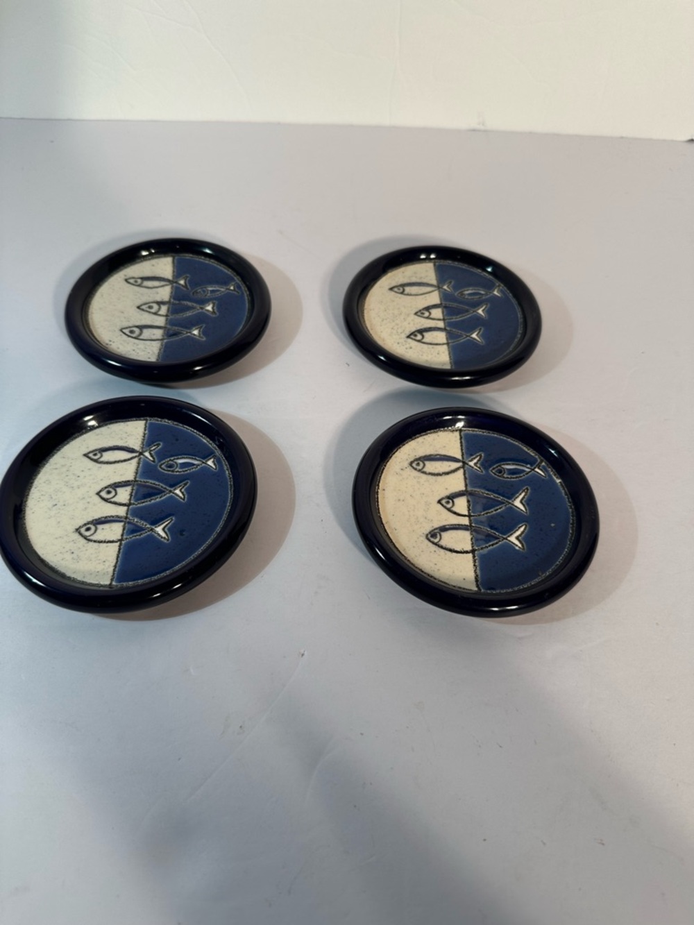 Vtg Art Blue White Fish Sardines Pottery Vega By Artesa Signed Coaster Set Of 4